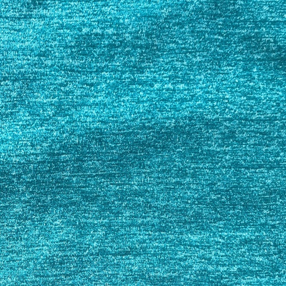 Old Navy active workout tank top - Picture 3 of 3